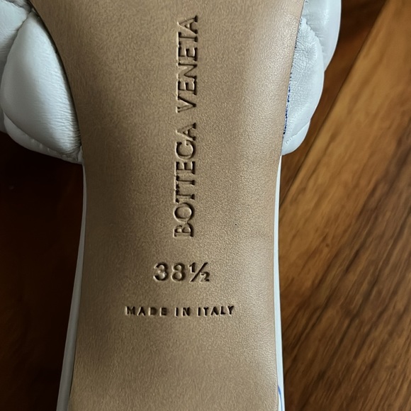 Bottega Veneta Padded Slide Sandals, NEW - Picture 15 of 16